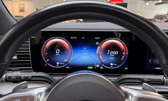 Mercedes-Benz Gle view 15