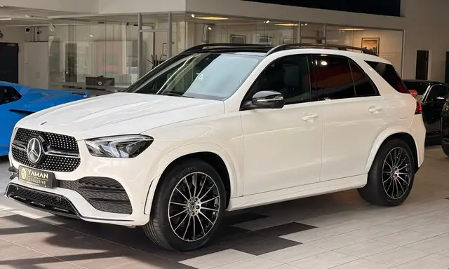 Mercedes-Benz Gle view 2