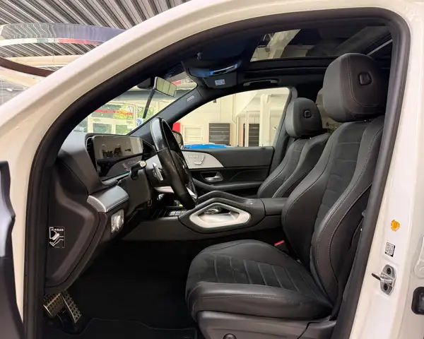 Mercedes-Benz Gle view 12