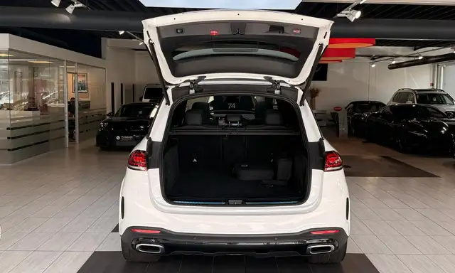 Mercedes-Benz Gle view 9
