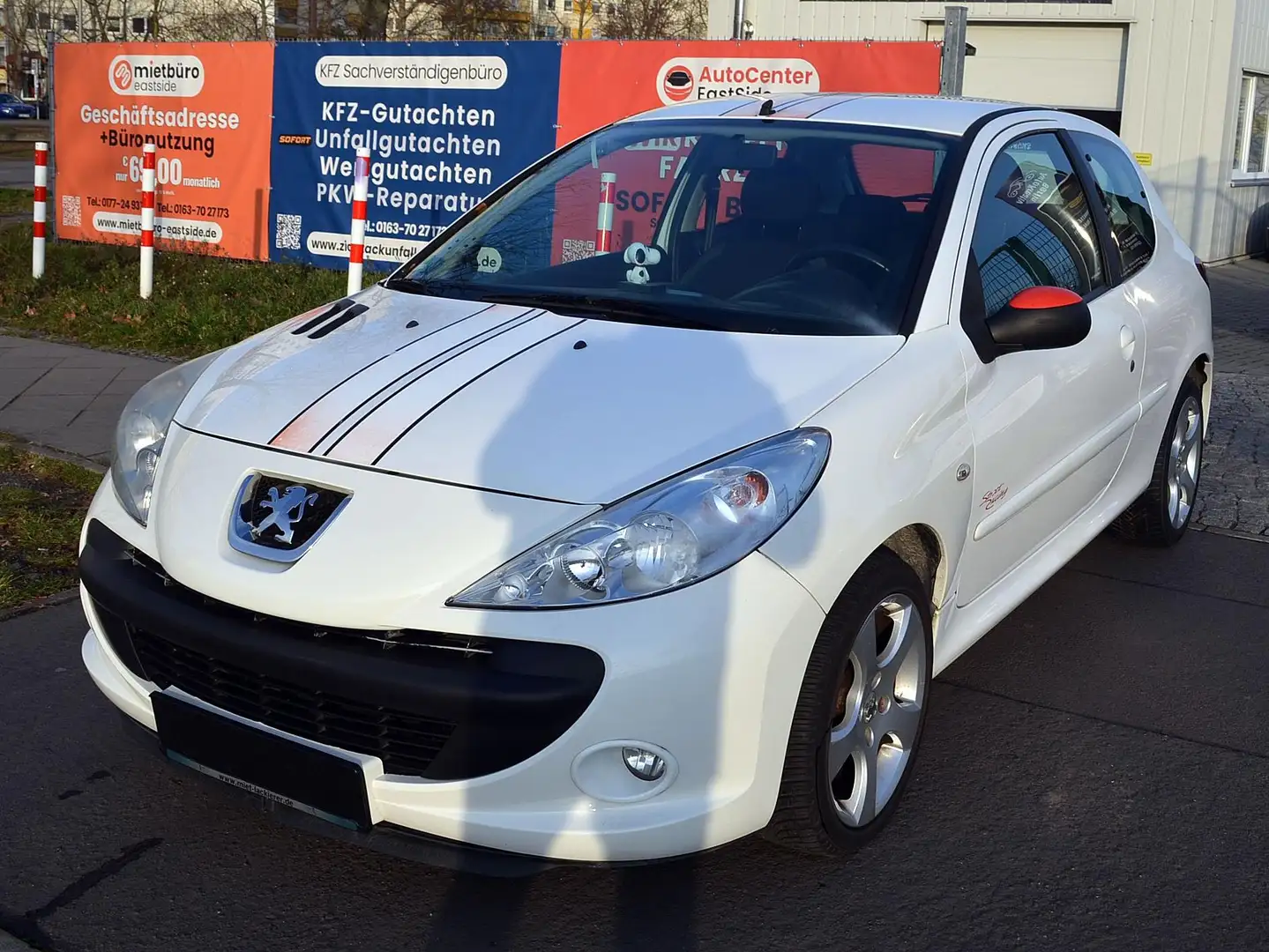 Peugeot 206 Klima / Tüv Neu Blanco - 1