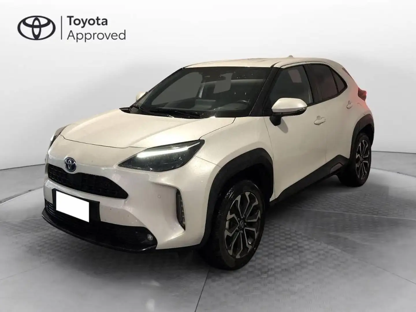 Toyota Yaris Cross 1.5h Trend fwd 116cv e-cvt Bianco - 1