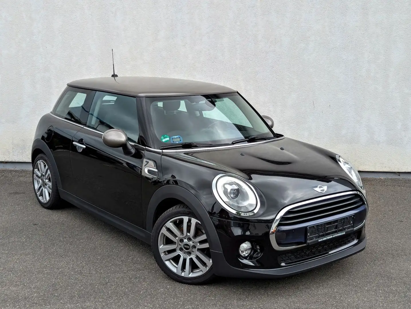 MINI Cooper SE Mini 3-trg. Cooper Seven Chili Schwarz - 1