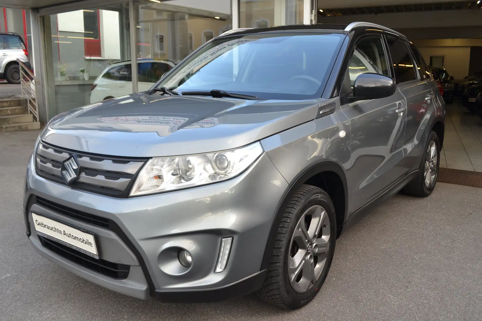 Suzuki Vitara 1.6 Club 4x2 Gris - 1