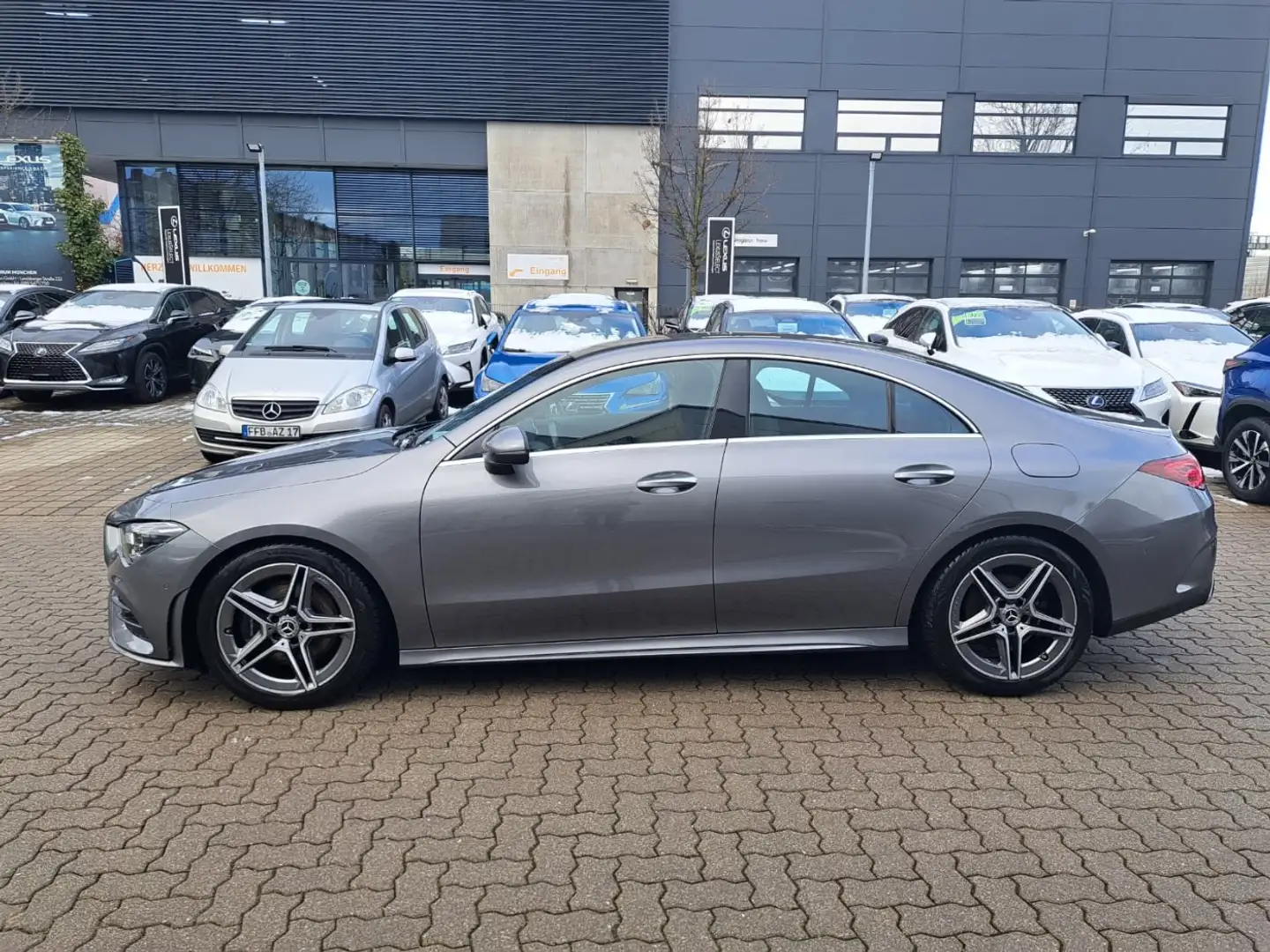 Mercedes-Benz CLA 220 AMG Line gebrauchtes Coupe*Standheizung Grau - 2