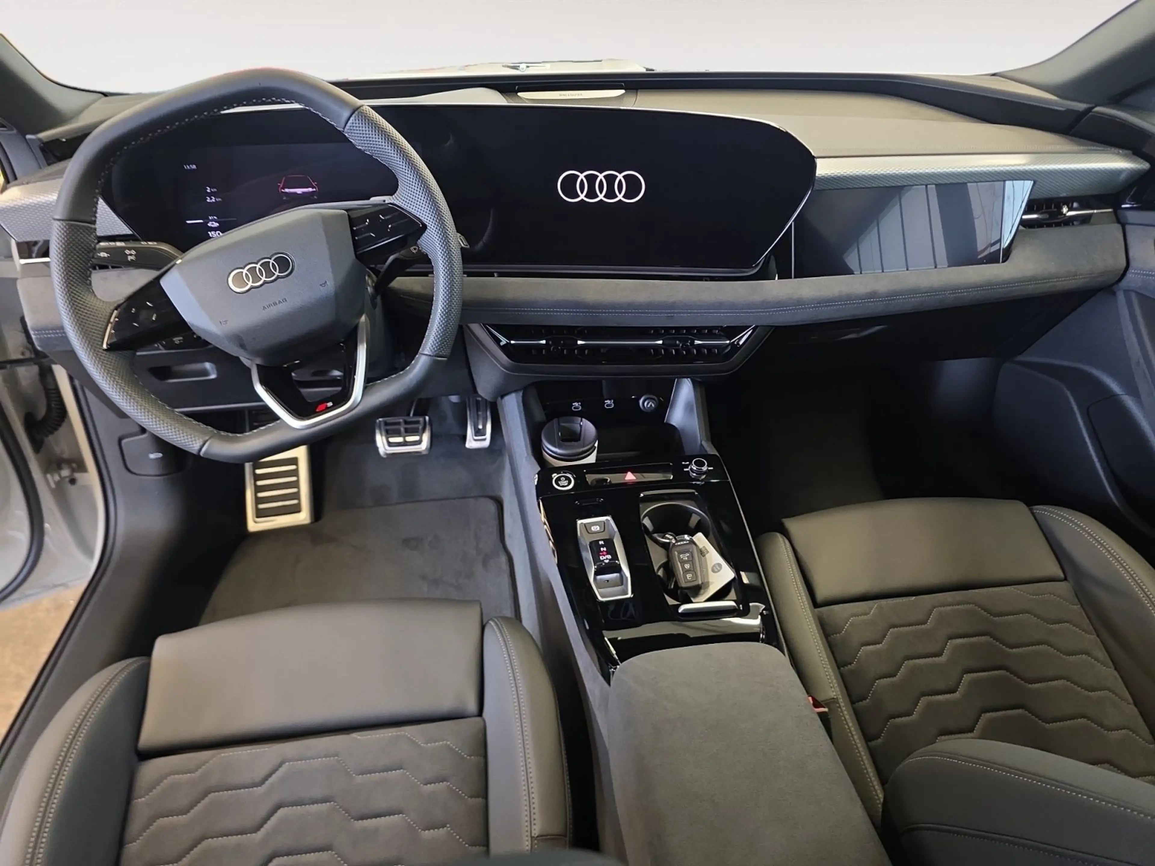 Audi A6 e-tron performance TECHPRO B&O OLED AIR — photo 11
