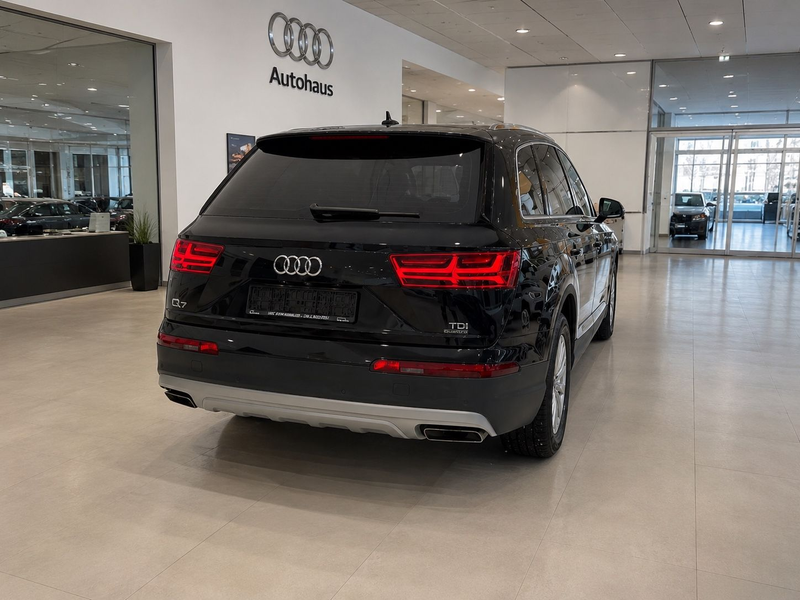 Audi Q7 3.0 TDI quattro 2.H LED BI-XEN PANO FOND TV — photo 6