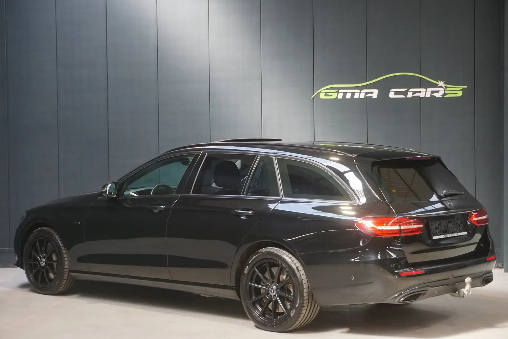 Mercedes-Benz E 300 de PHEV Automaat-Navi-Schuifdak-Cam-Garantie Zwart - 2