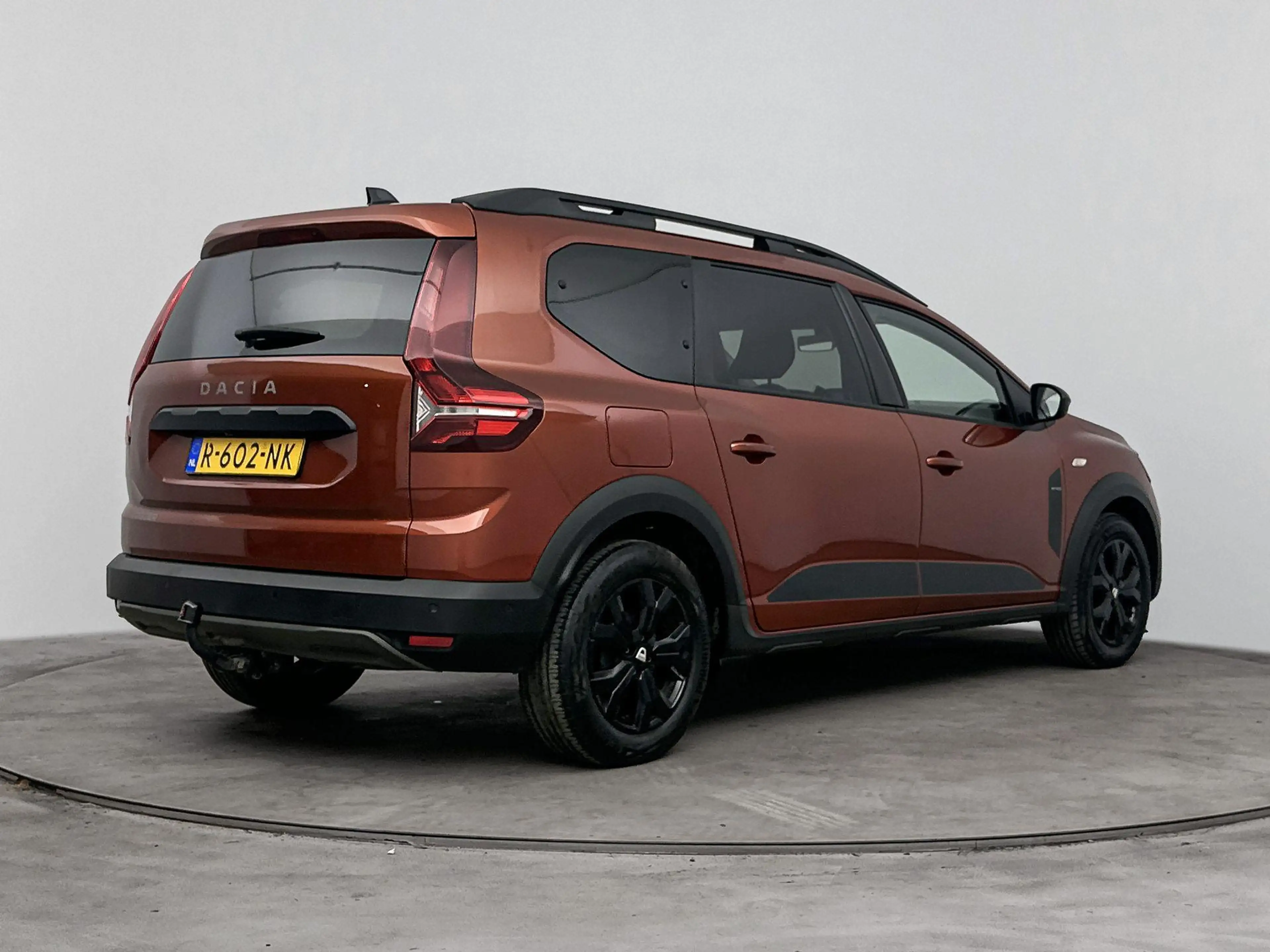 Dacia Jogger 1.0 TCe 100Pk Bi-Fuel Extreme 7p. | Stoelverwarmin — photo 4