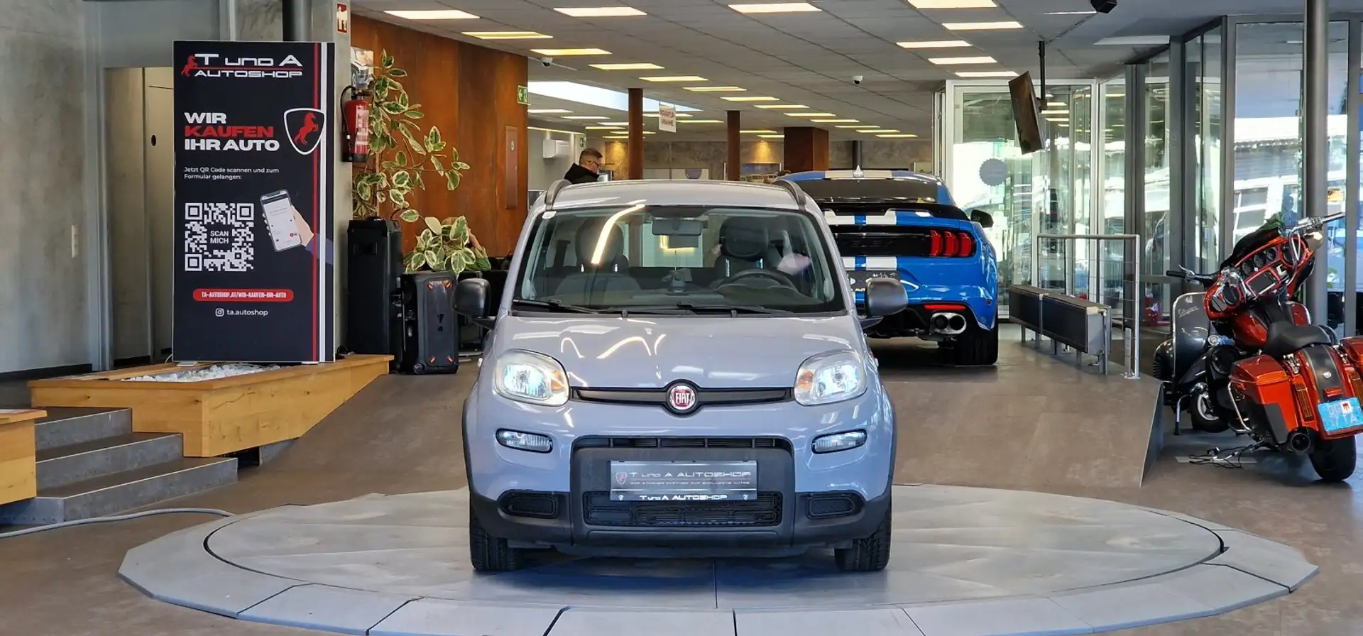 Fiat Panda 4x2 FireFly Hybrid 70 City Life Grau - 2