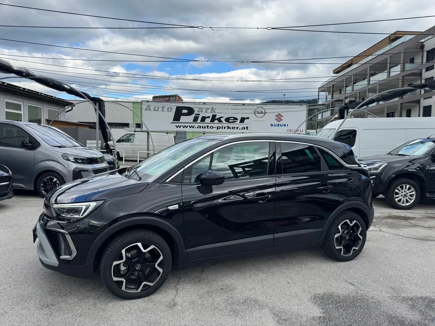 Opel Crossland Crossland 1,2 Turbo Ultimate Ultimate Schwarz - 2