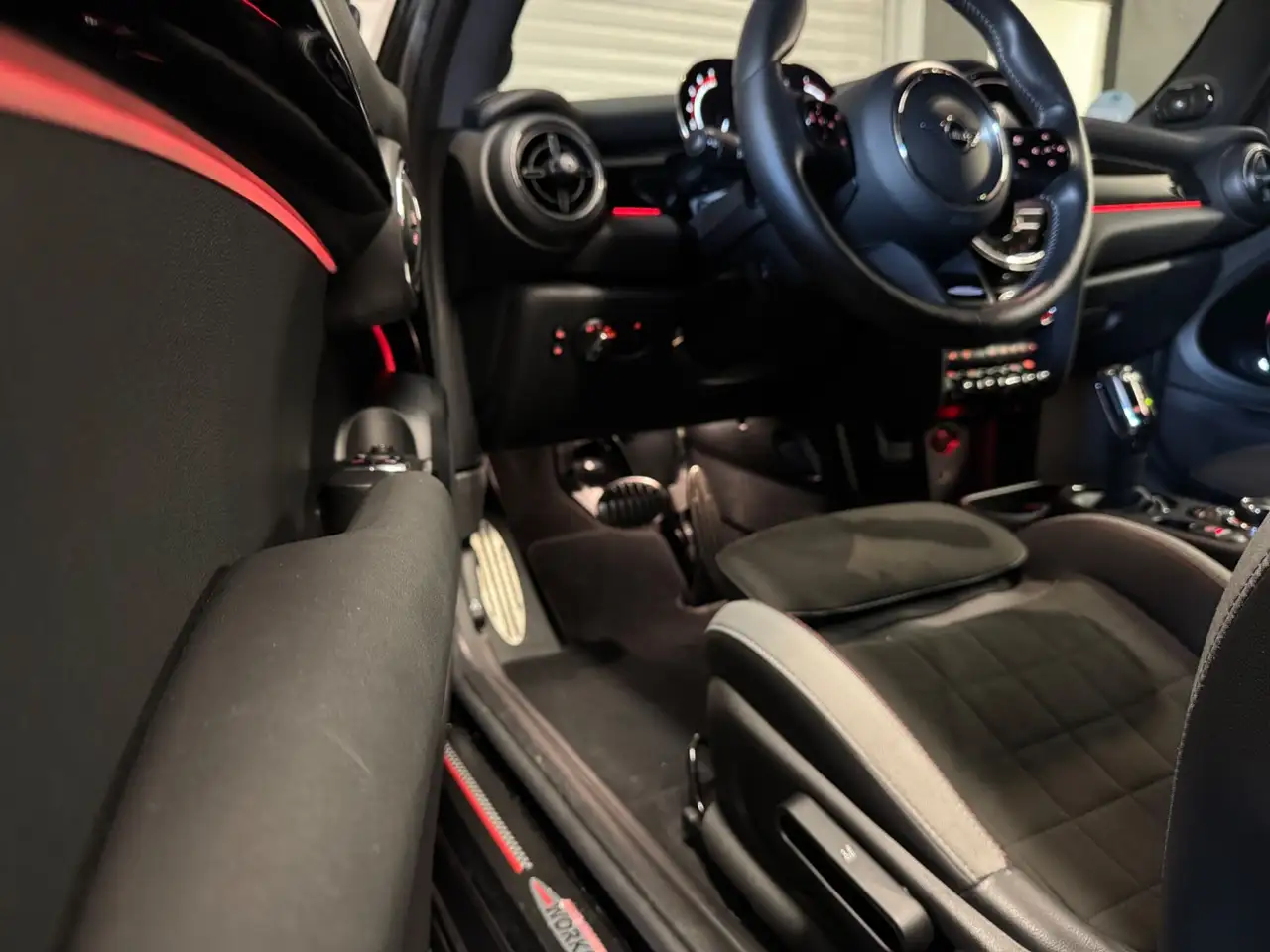 MINI John Cooper Works H&K/ KEYLESS/ ACC/ LED/ 18" OZ 17