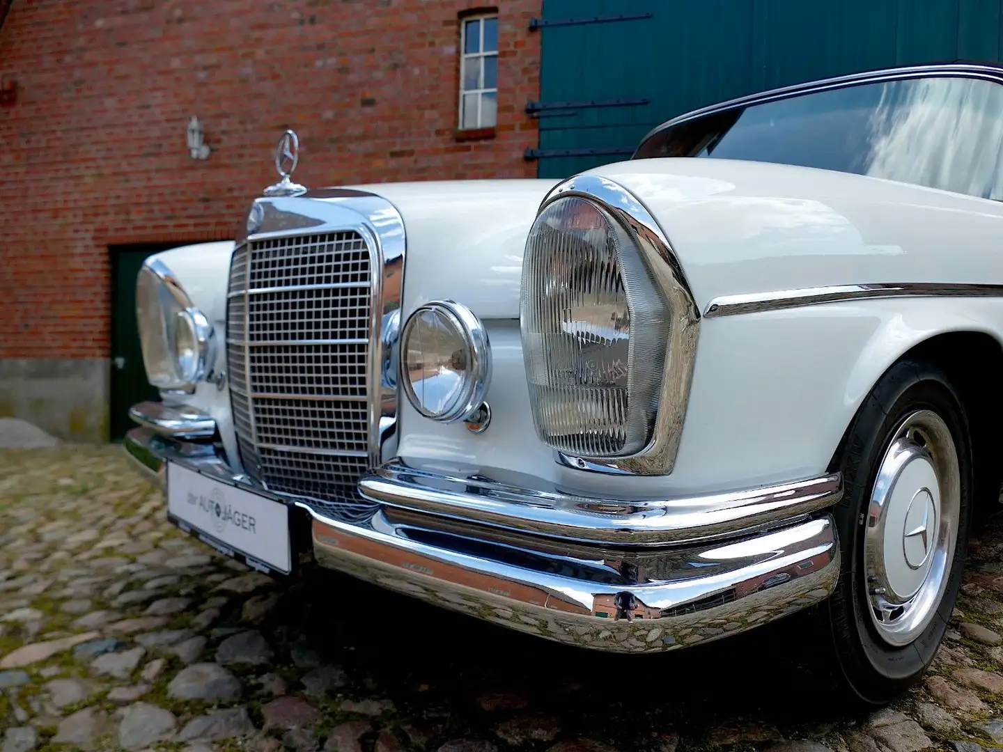 Mercedes-Benz 280 SE Werkscabriolet W111 Weiß - 2