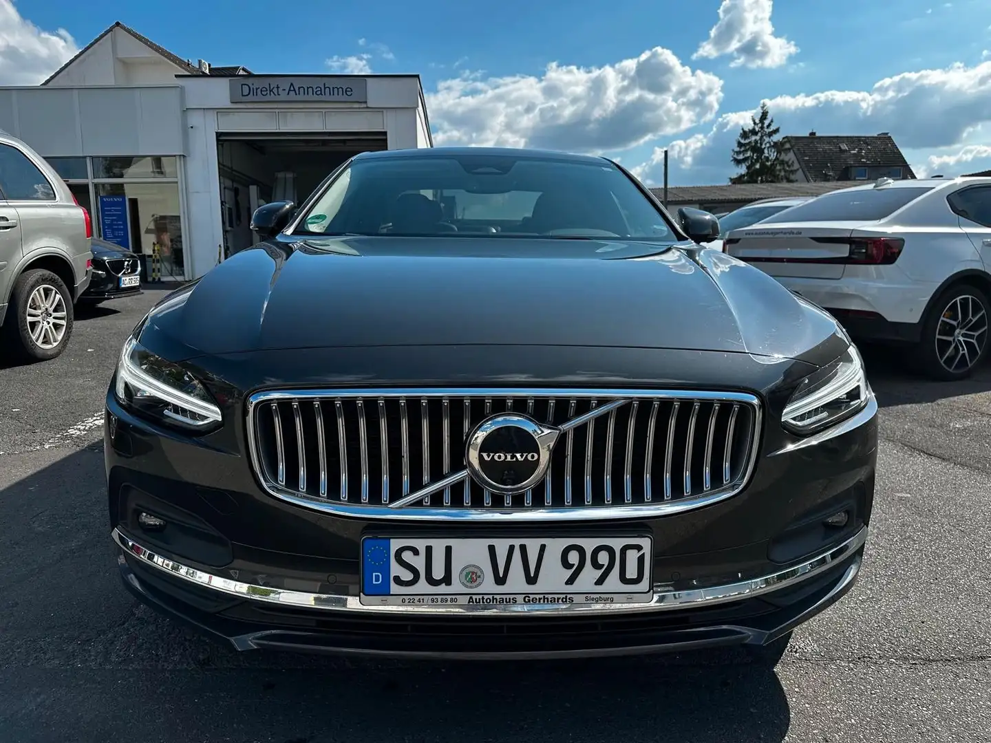 Volvo S90 Ultimate, B5 AWD,VMax,21",Head-Up,SD,Luft,MS Grau - 2