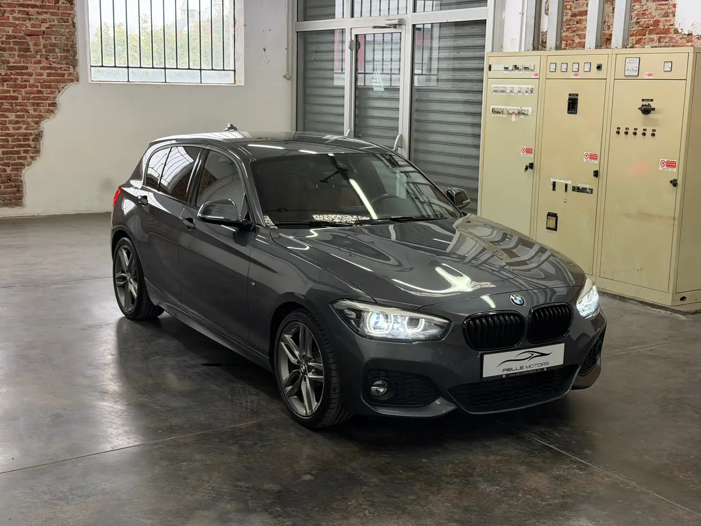 BMW 125 125i Msport 224cv 5p auto *TAGLIANDI UFFICIALI* Grigio - 2