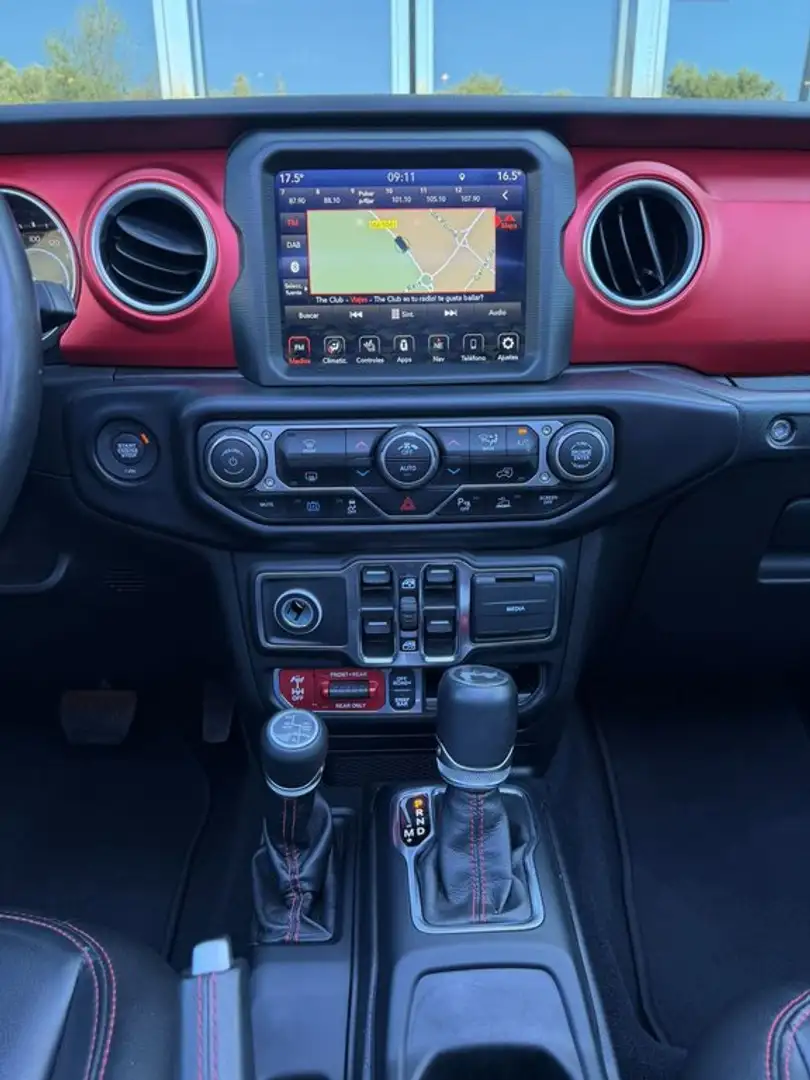 Jeep Wrangler Unlimited 2.0T GME Rubicon 8ATX Gris - 1
