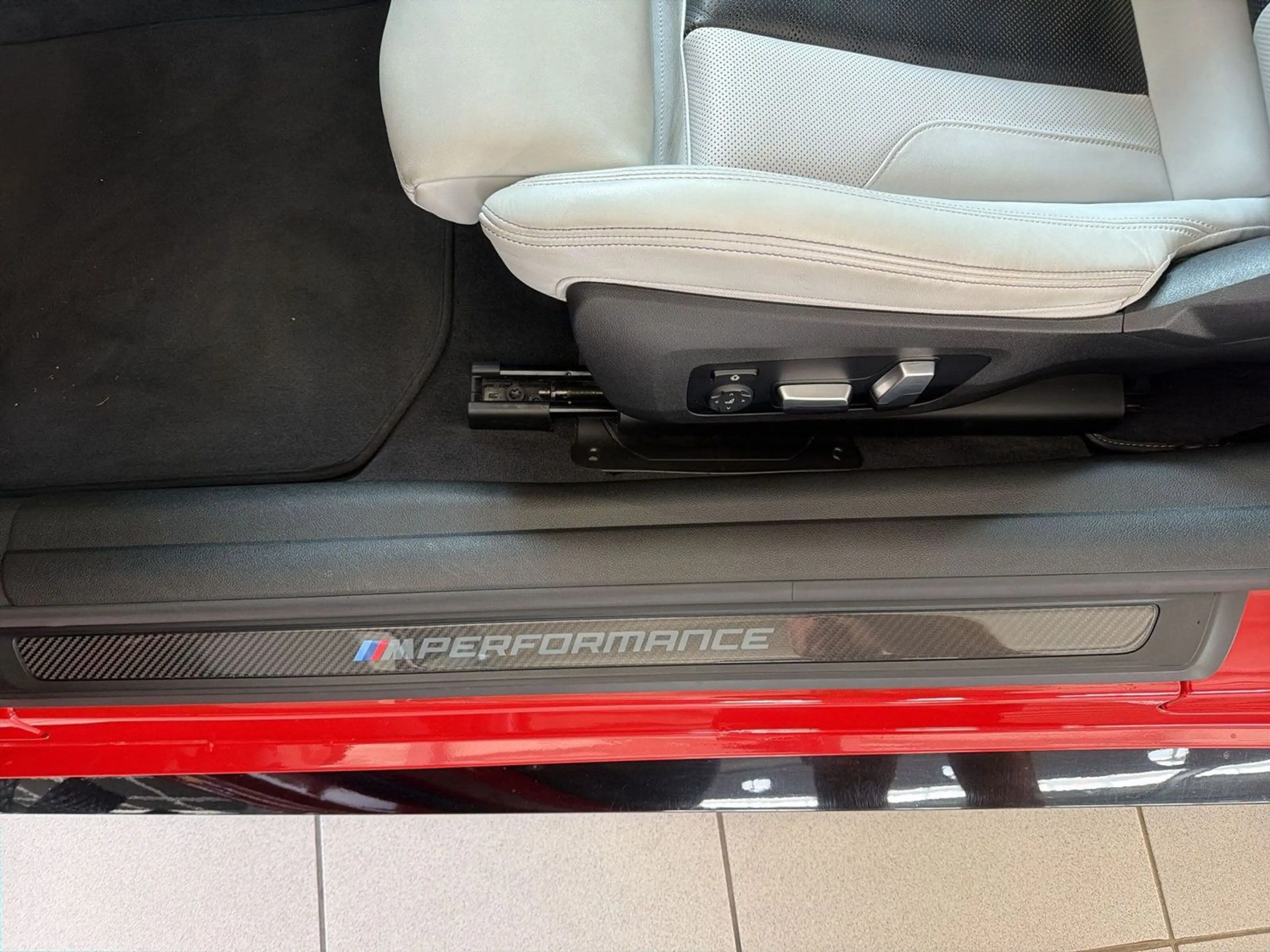 BMW M4 Competition COUPE CARB PAK LASER HUD MEM SITZ HARK — photo 9