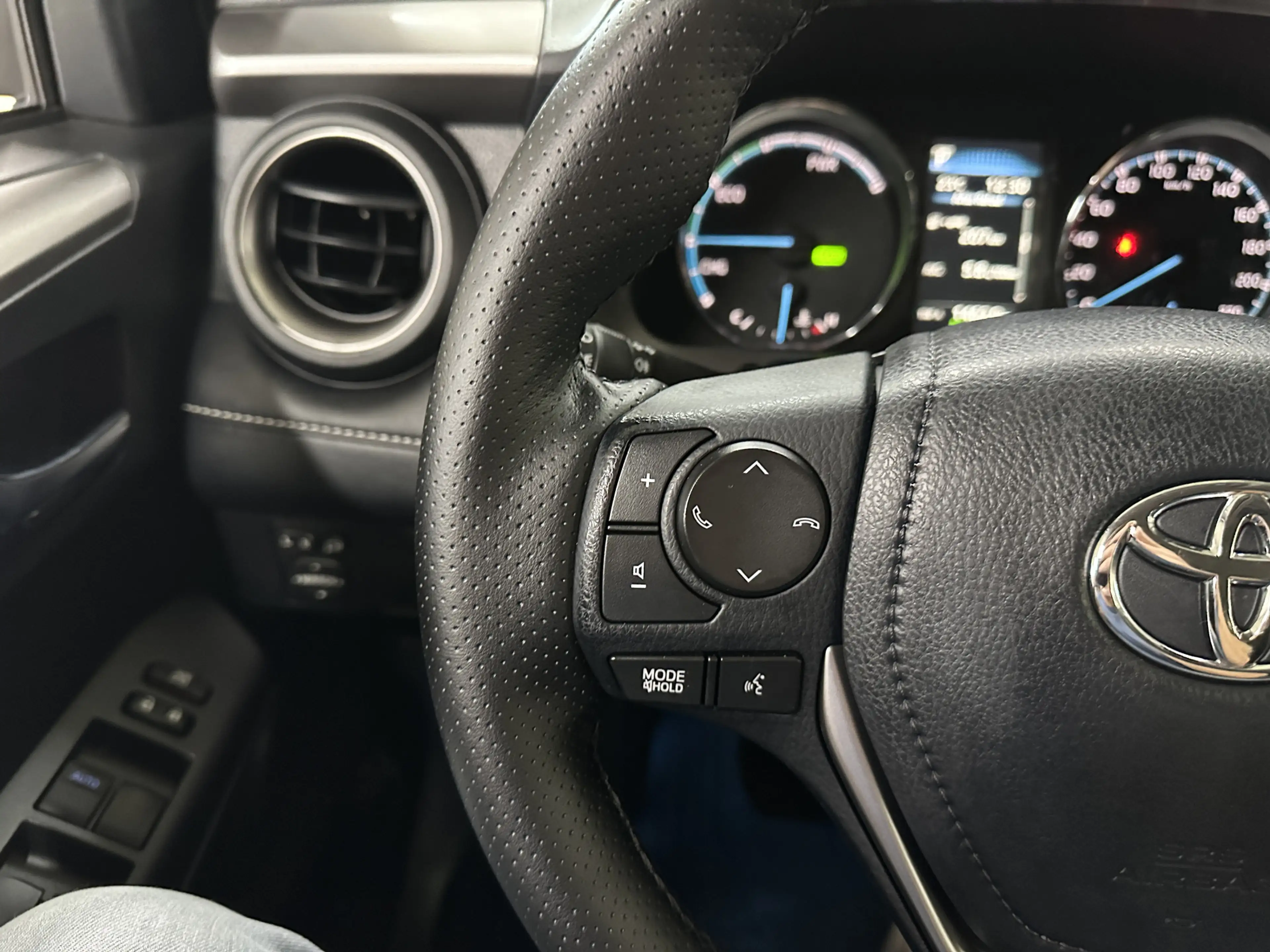 Toyota RAV 4 2.5 Hybrid Dynamic Sport | Navi | Camera | — photo 9