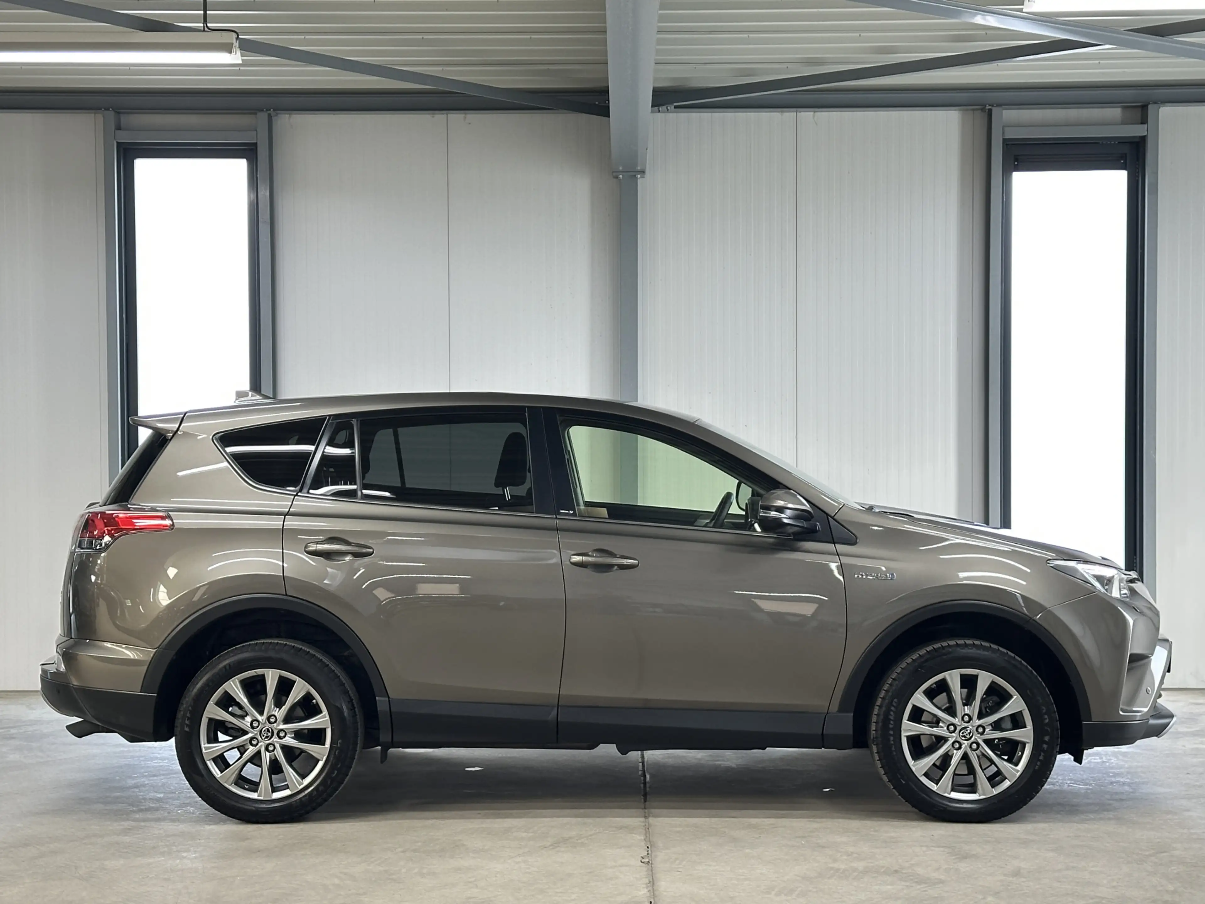 Toyota RAV 4 2.5 Hybrid Dynamic Sport | Navi | Camera | — photo 6