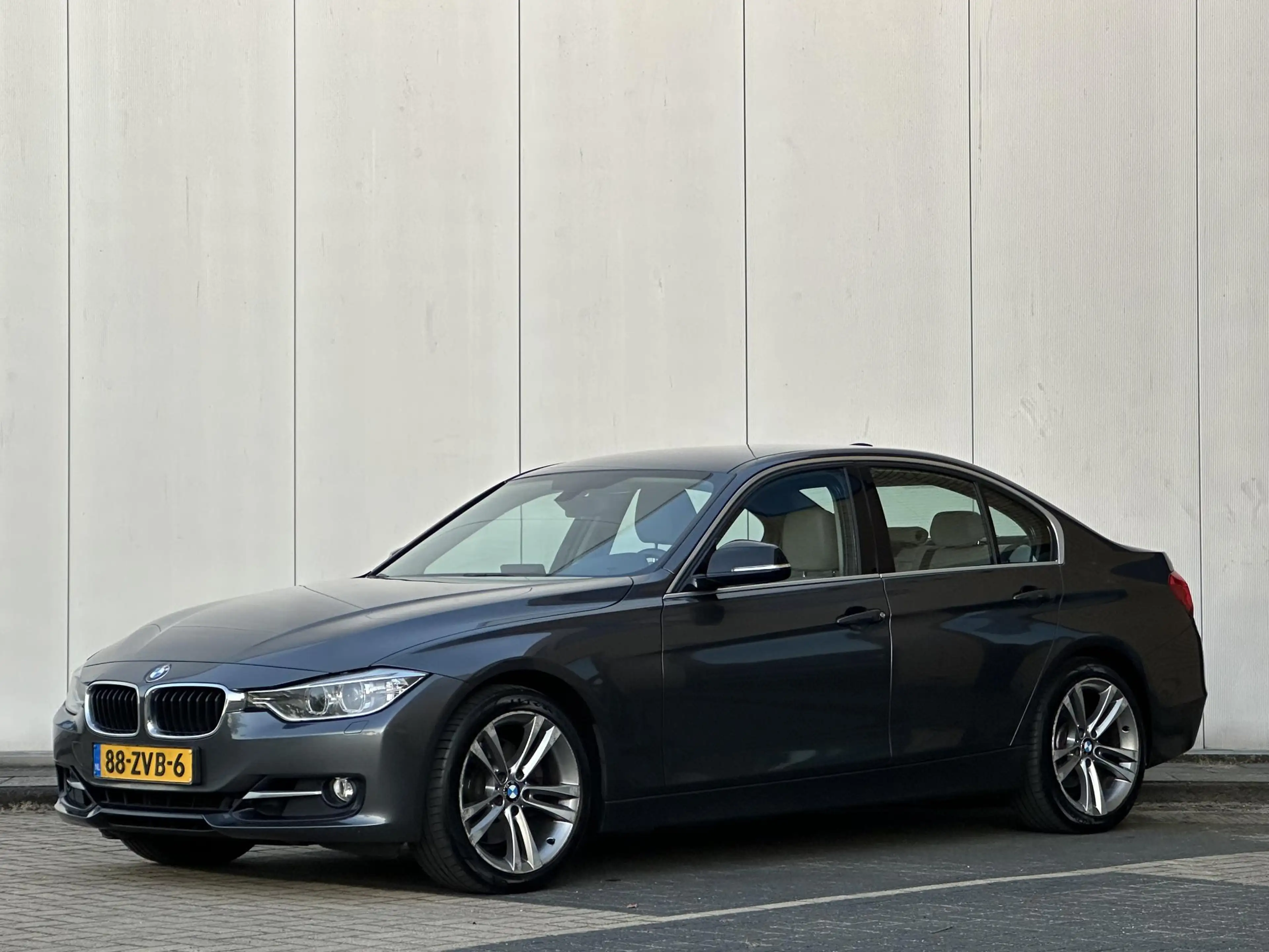 BMW 328 3-serie 328i 245PK l Harman/Kardon l Head-up l Lee