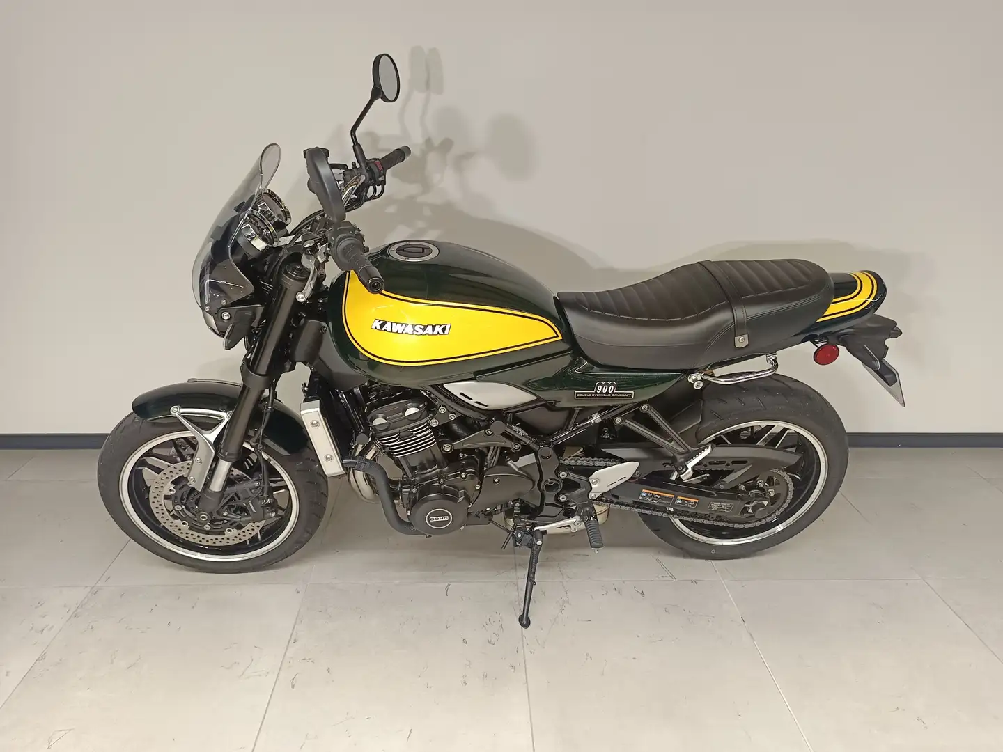 Kawasaki Z900RS Jaune - 2