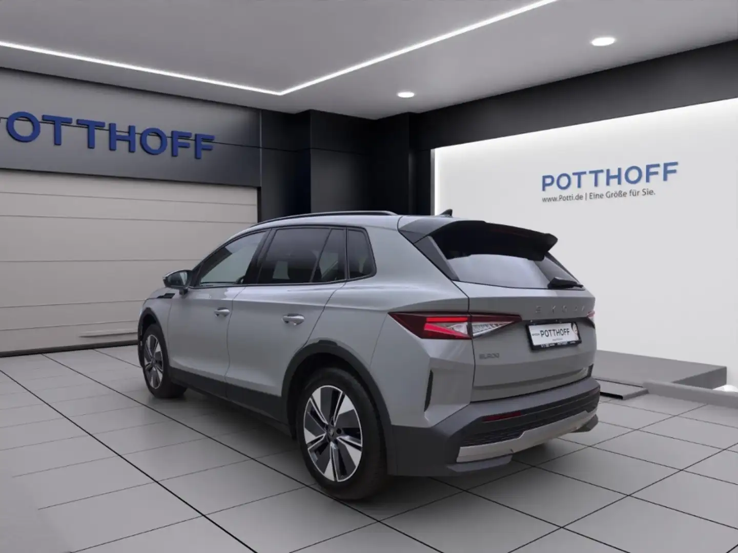 Skoda Elroq 50 TOUR CLEVER AHK 19 KAM pACC NAV Grey - 2