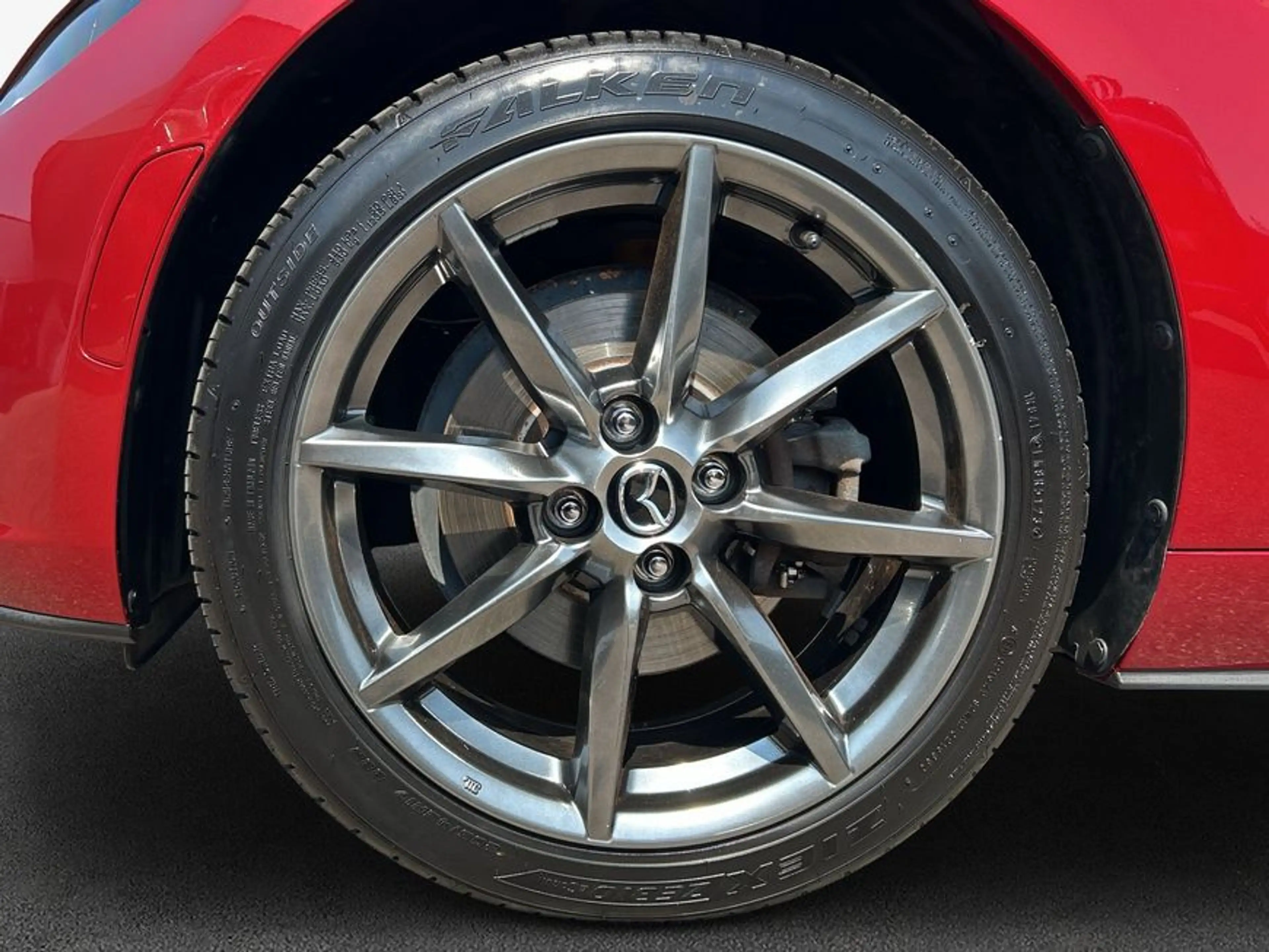 Mazda MX-5 SKYACTIV-G 160 i-ELOOP Sports-Line — photo 7