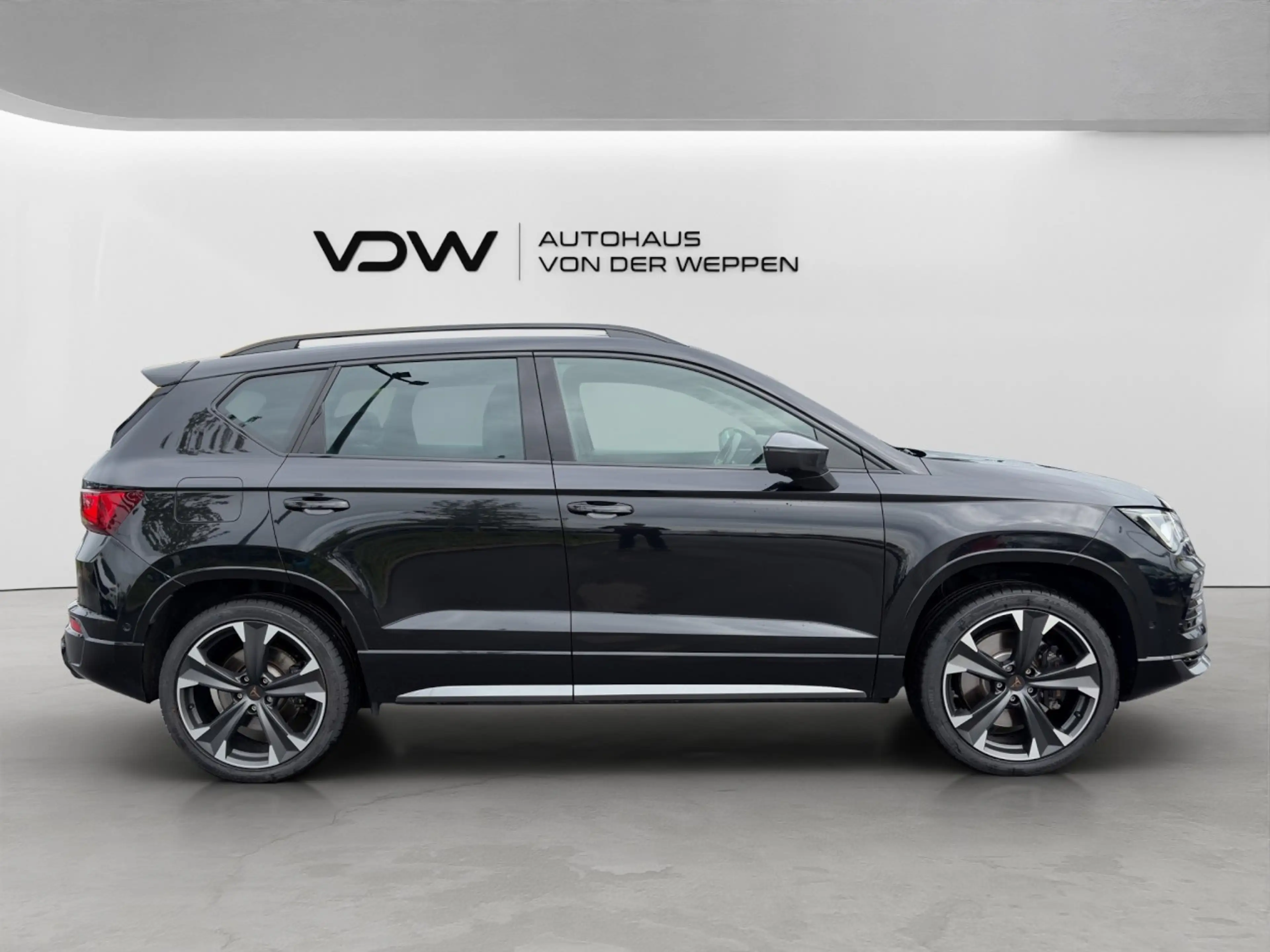 CUPRA Ateca TSI DSG VZ 4Drive Beats AHK eHeck TopView — photo 8