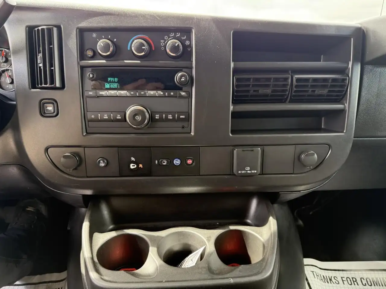 GMC Savana снимка GMC Savana
