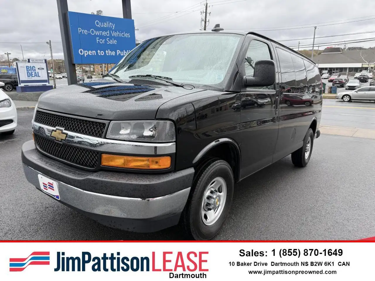 2025 Chevrolet Express Passenger