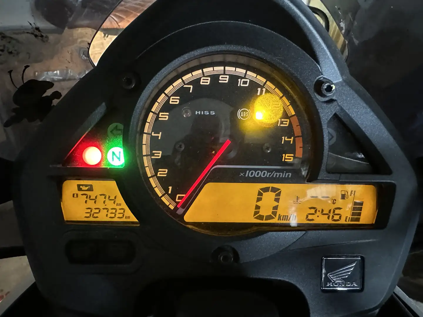 Honda Hornet Jaune - 1