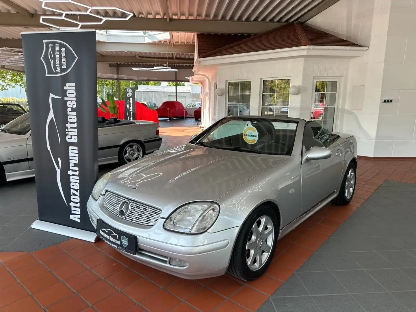 Mercedes-Benz SLK 200 * Klima / SitzH. / Garantie * Gris - 1