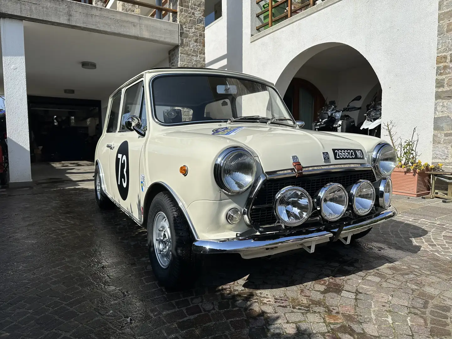 Innocenti Mini Cooper 1300 Export - 1