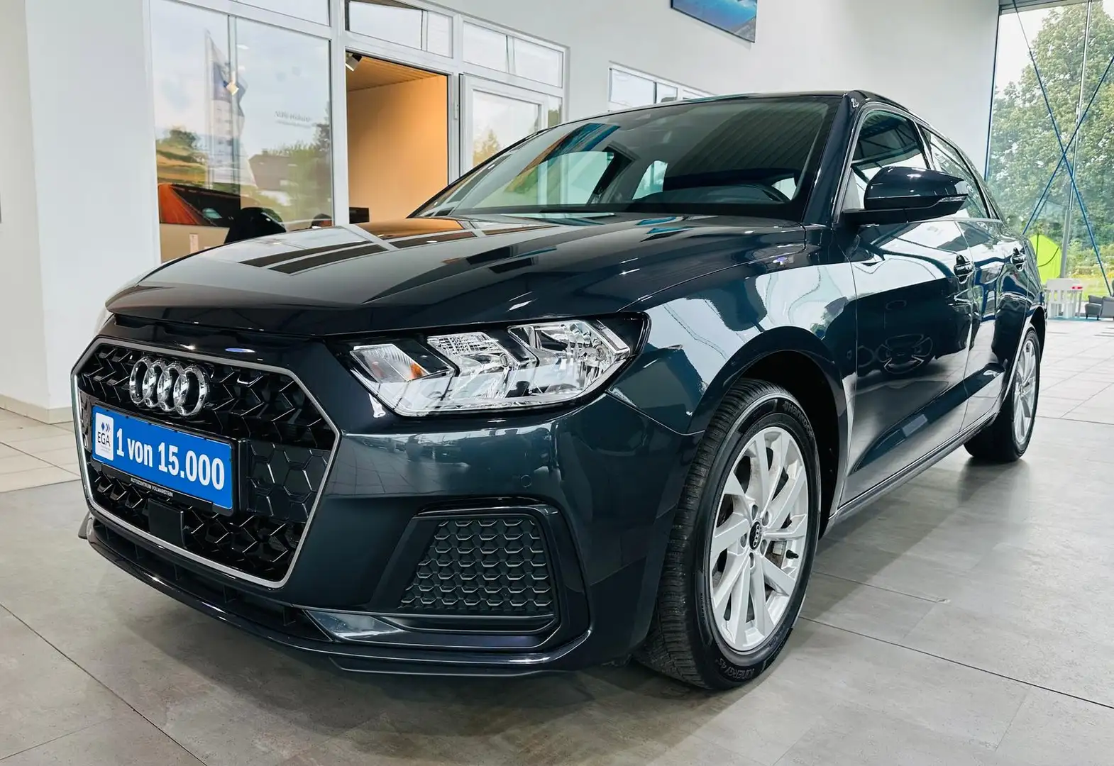 Audi A1 1.0 TFSI 30 advanced SHZG Kamera PDC vo+hi Grigio - 1