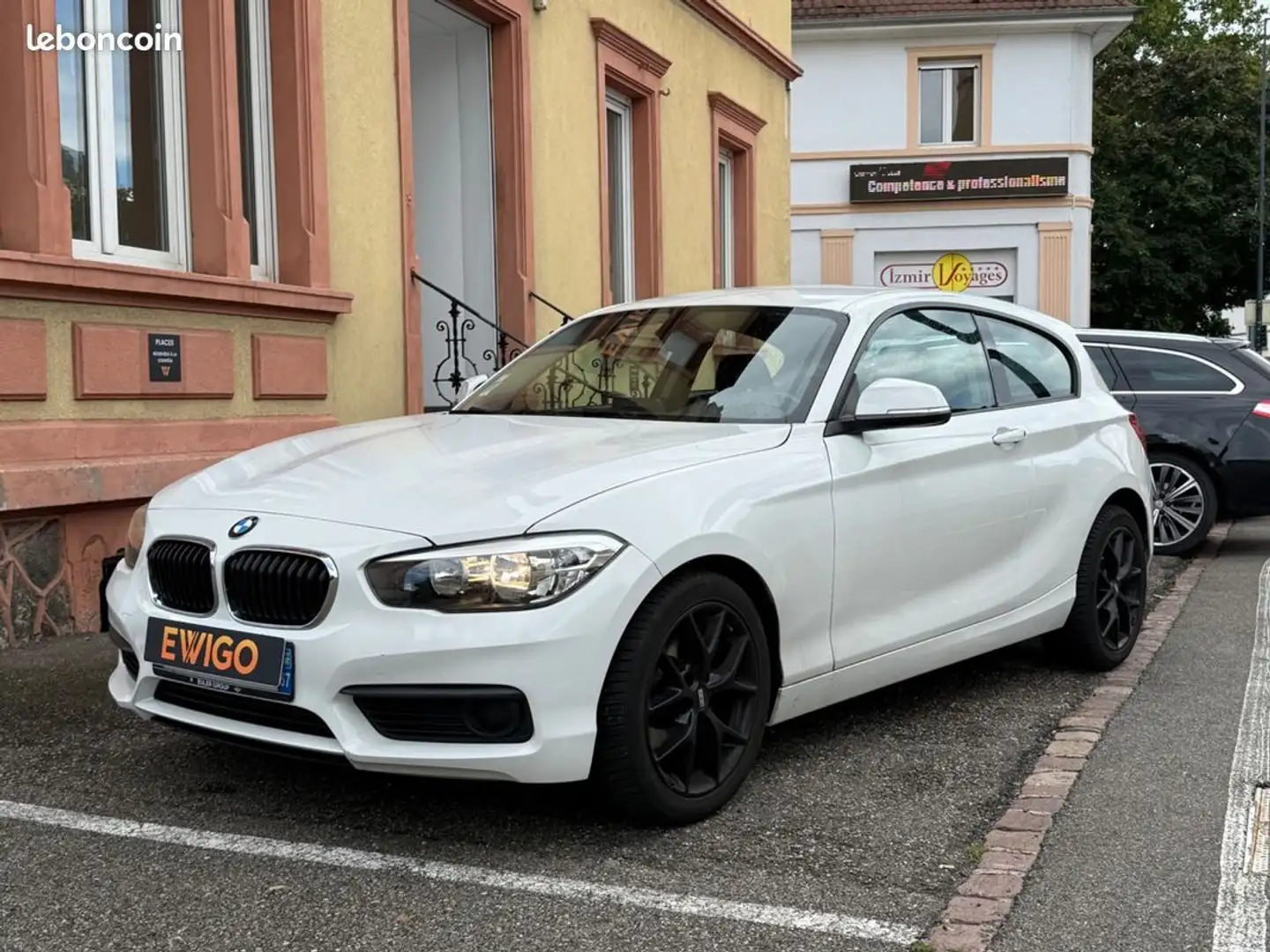 BMW 135 serie 1.5 118 i 135 lounge sieges chauffants garantie 6 mois Wit - 2