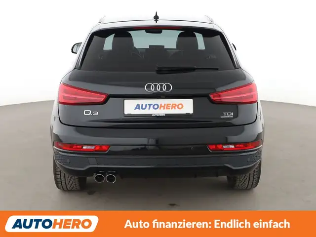 Audi Q3 view 5