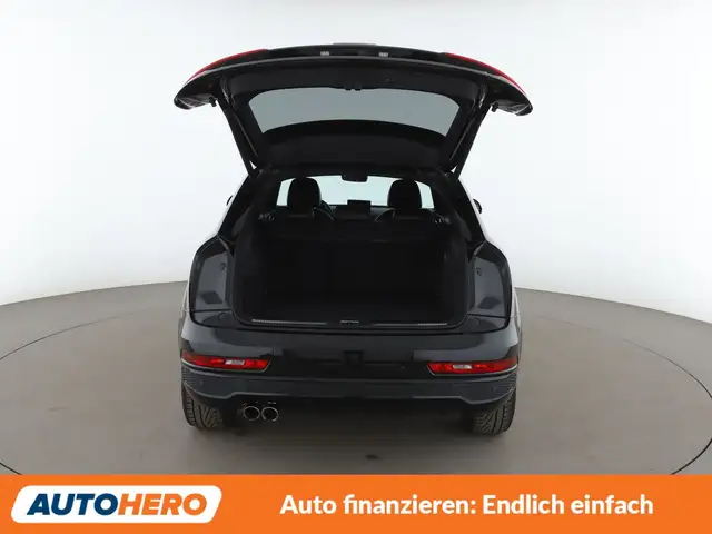 Audi Q3 view 17