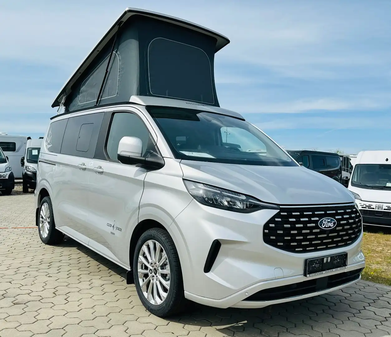 Westfalia Club Joker Urban Premium - Aufstelldach, Allrad Grau - 1
