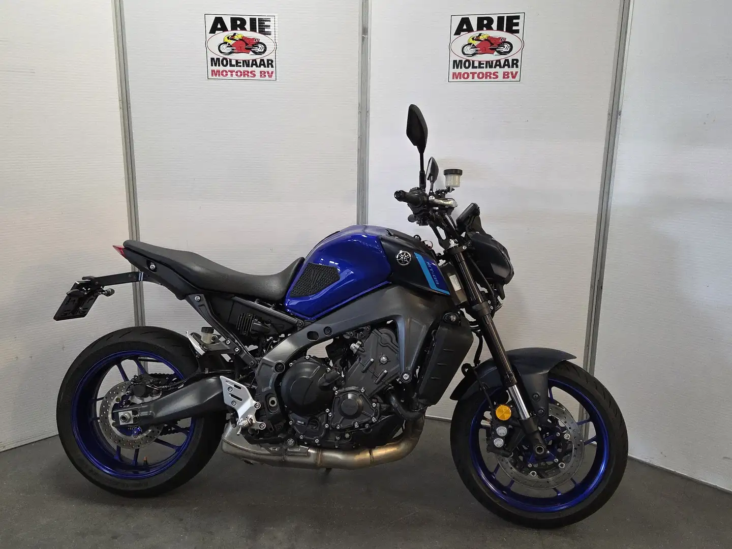 Yamaha MT-09 ABS Blauw - 1
