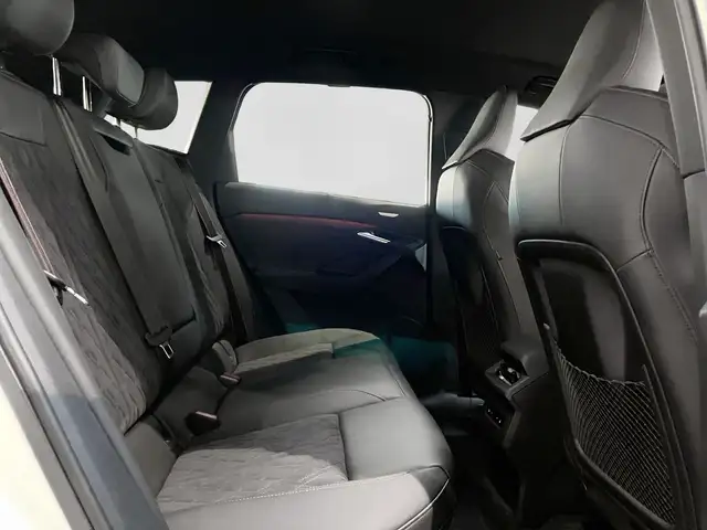 Audi E-Tron view 6