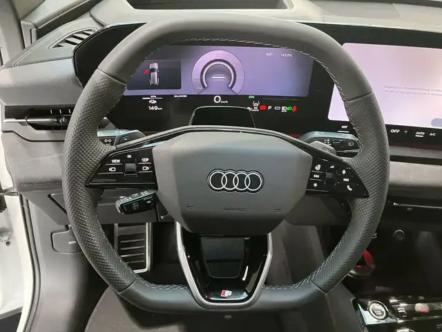 Audi E-Tron view 9