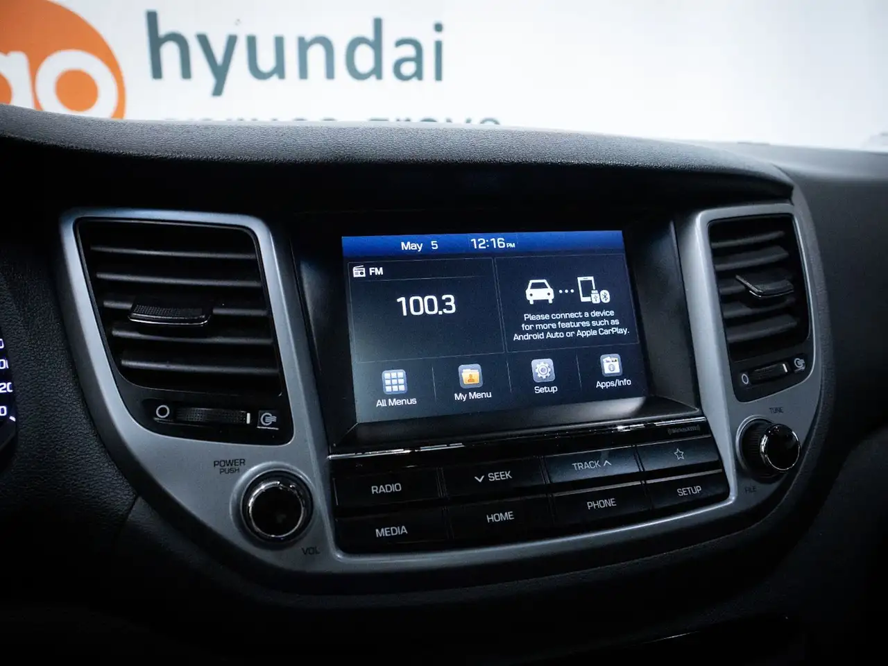 Hyundai TUCSON снимка Hyundai TUCSON