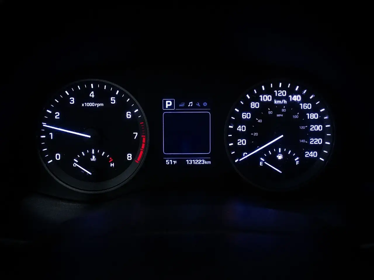 Hyundai TUCSON снимка Hyundai TUCSON