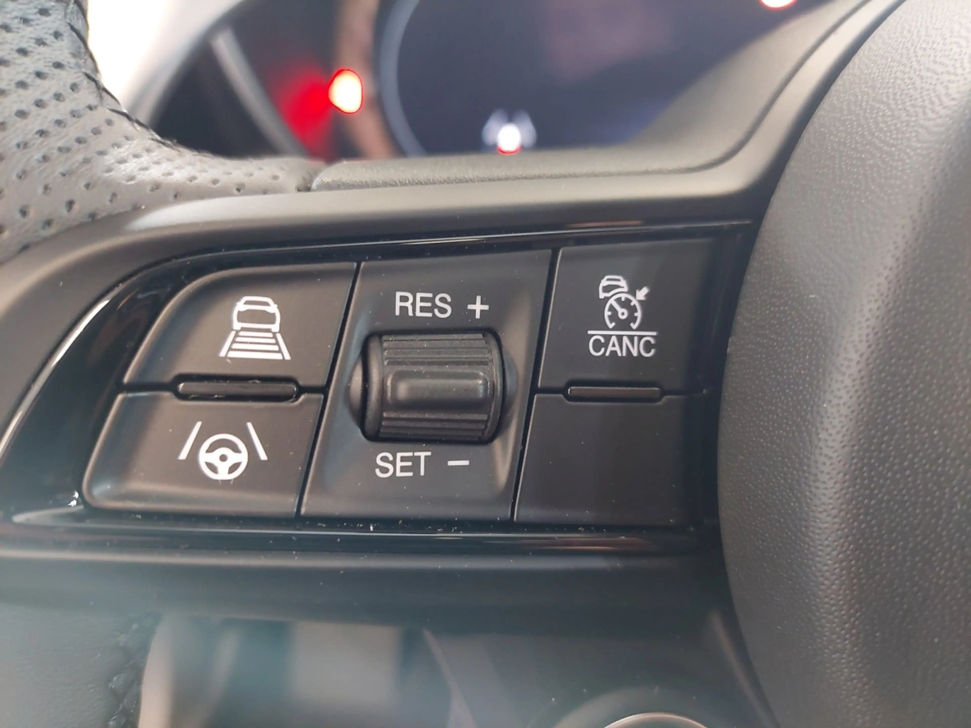 Alfa Romeo Giulia Veloce 2.2 210PS Awd — photo 15