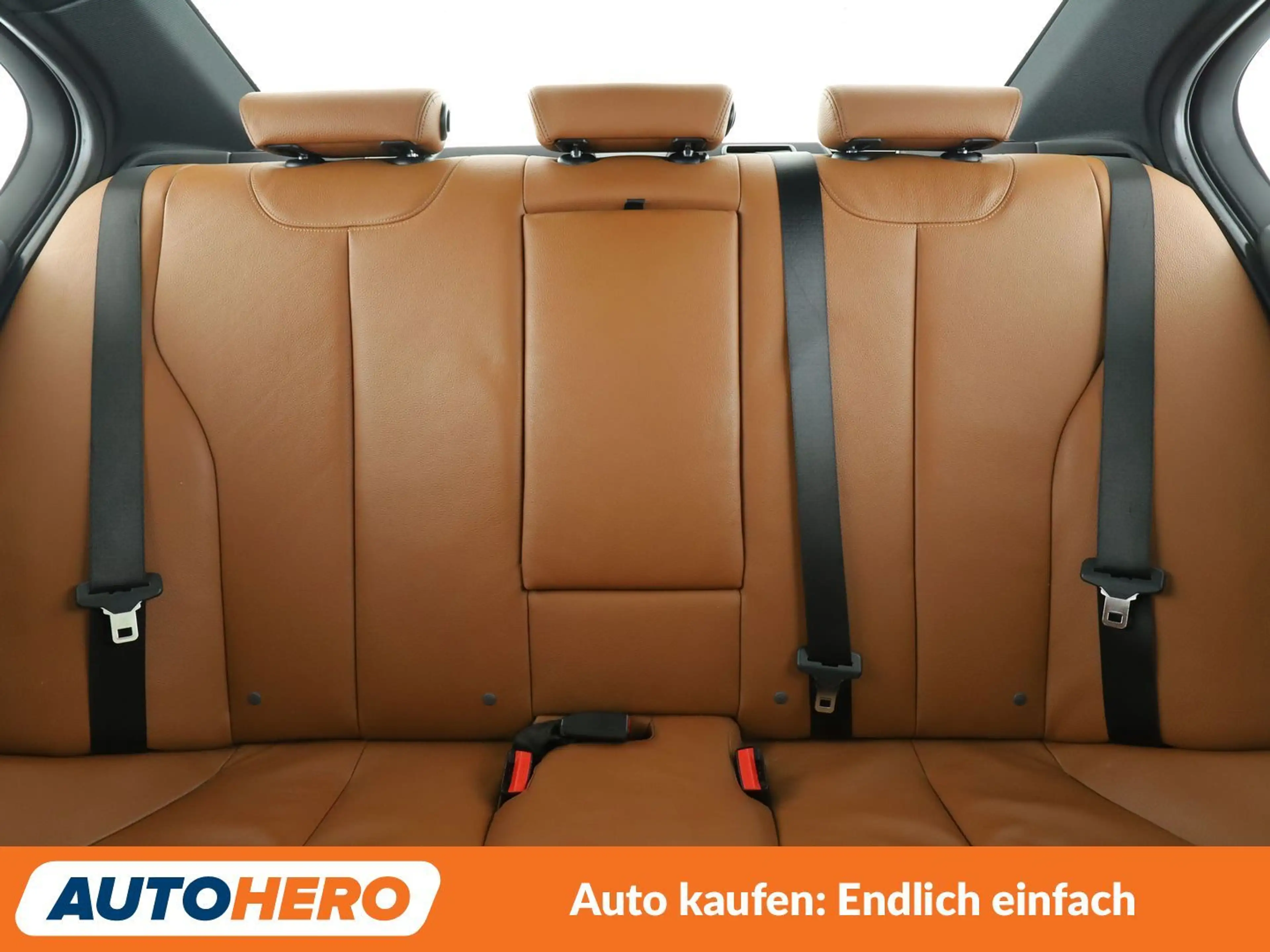 BMW 318 318d Luxury Line Aut.*NAVI*LED*HUD*H&K*CAM*PDC* — photo 15