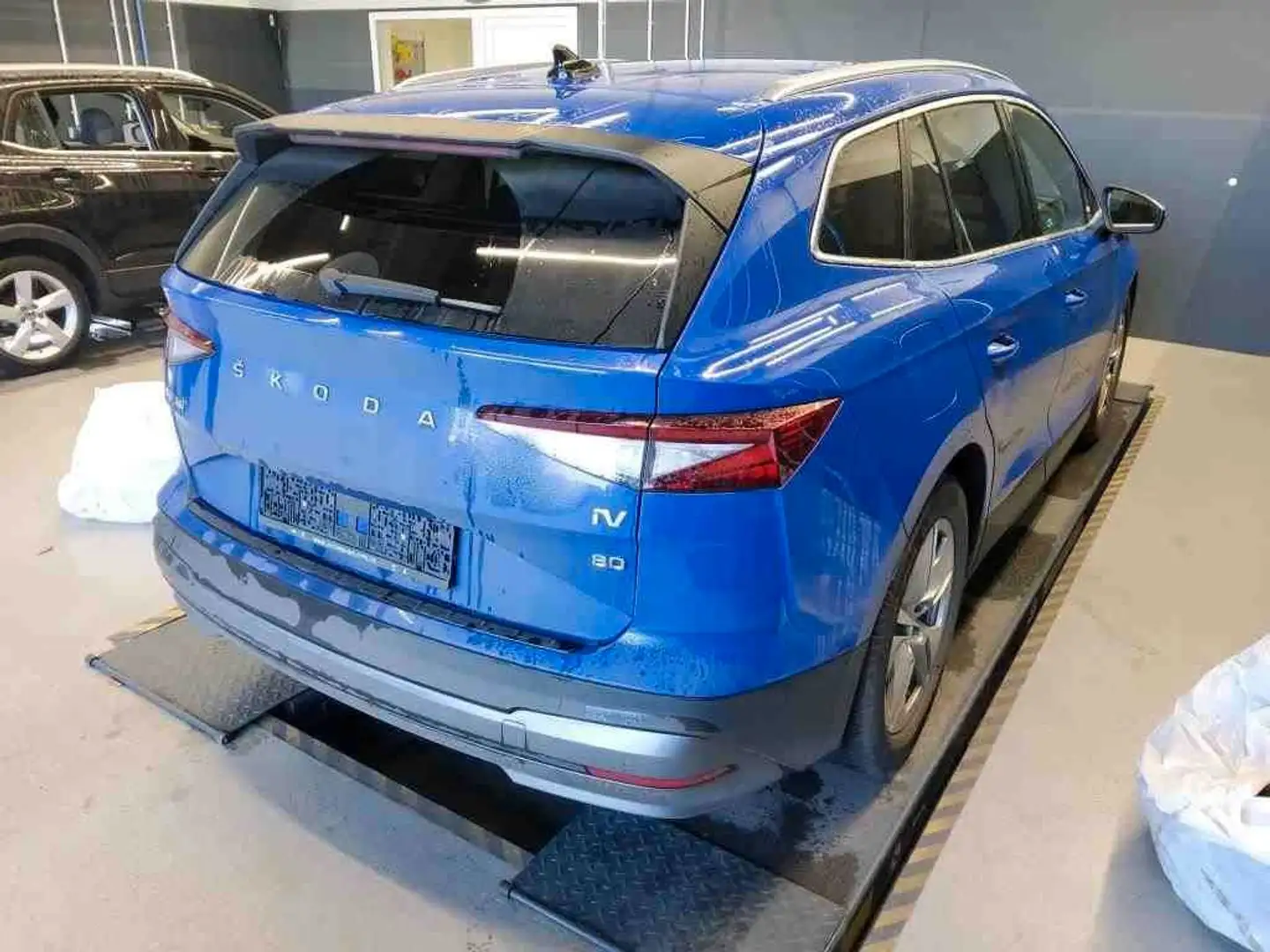Skoda Enyaq 80 Loft Matrix ACC Kessy WP Side SHZ Navi Bleu - 2