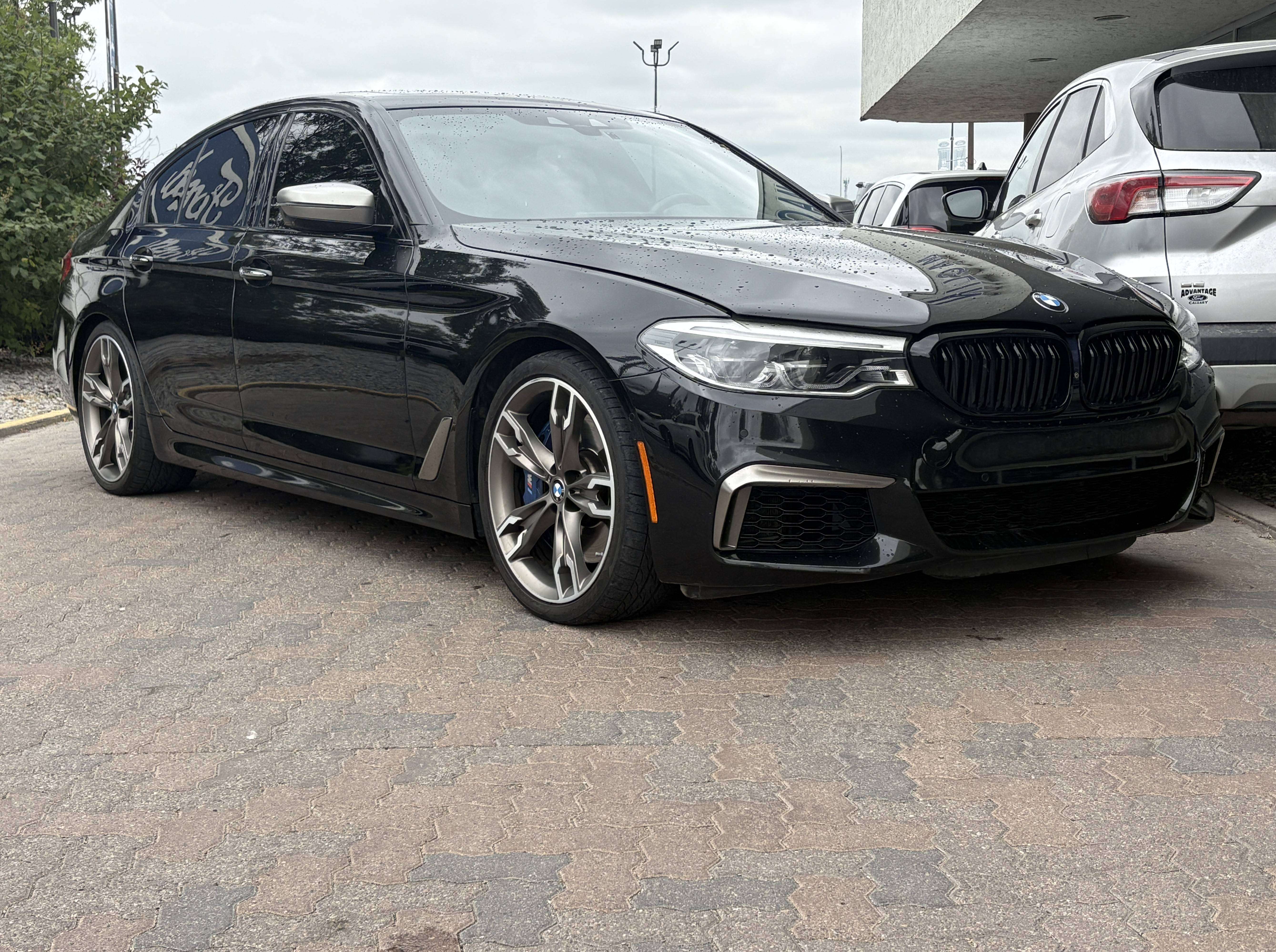Black 2018 BMW 5 Series Sedan All-Wheel Drive 8-Speed Automatic