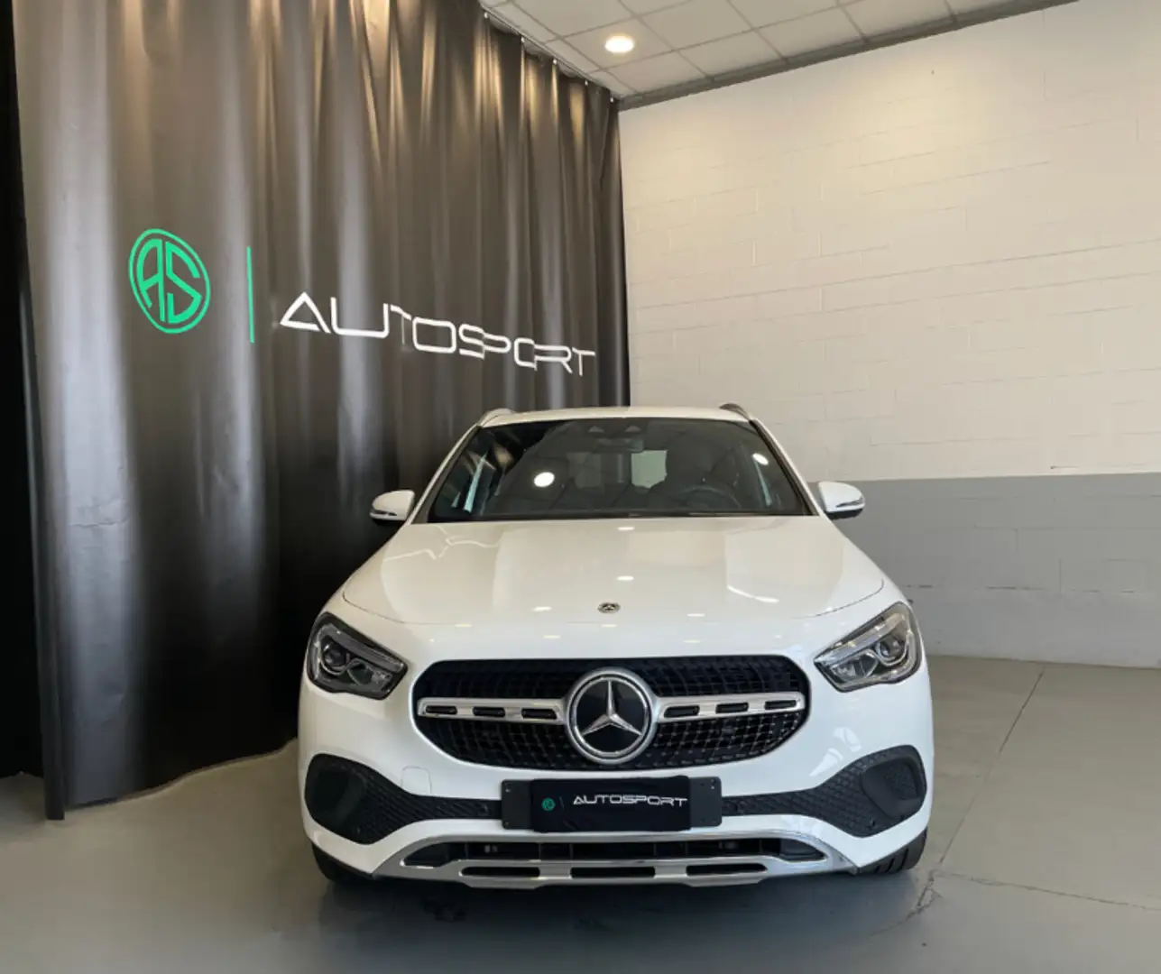 Mercedes-Benz GLA 200 GLA 200 Automatic Sport Plus Bianco - 2