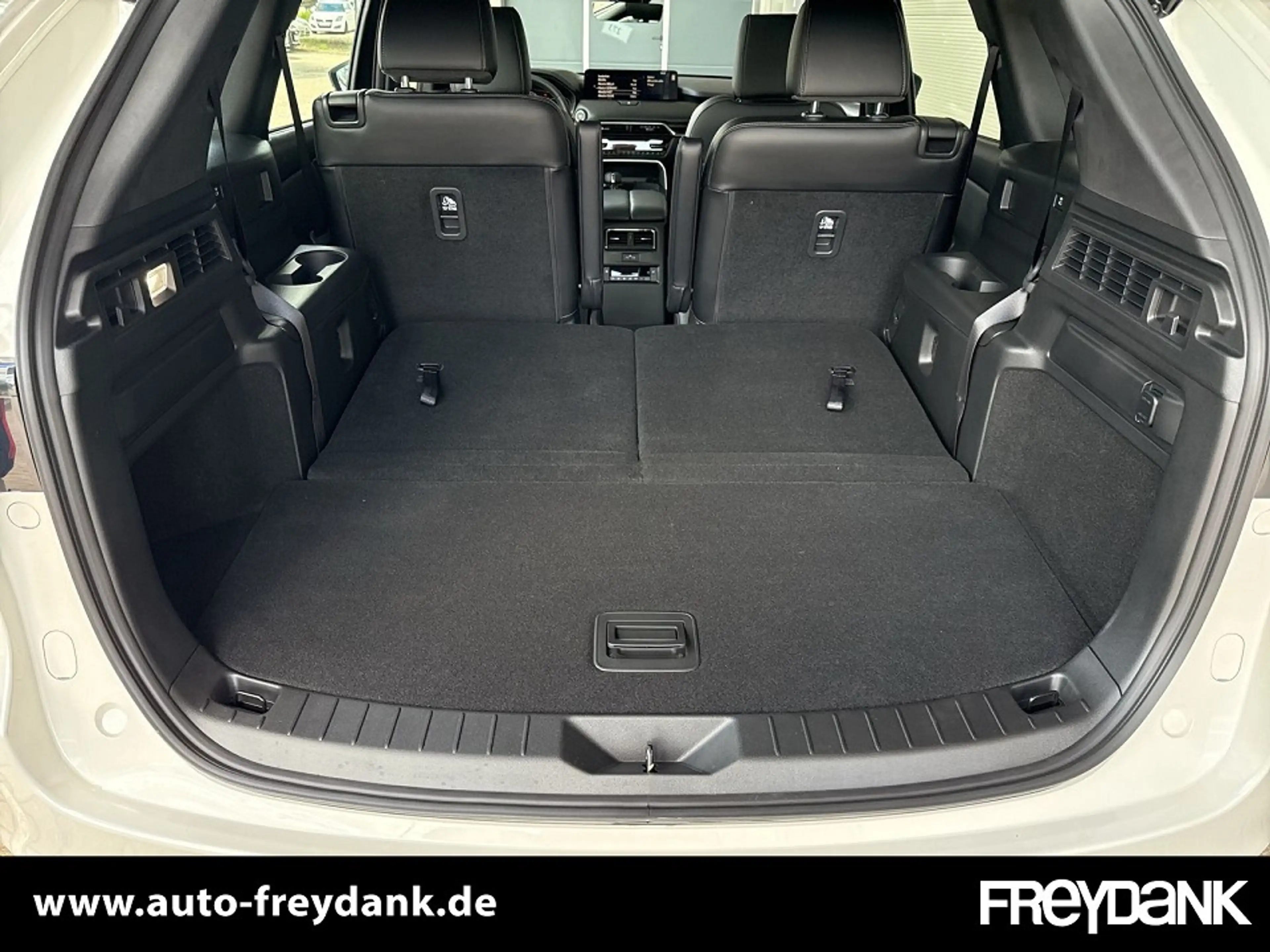 Mazda CX-80 2.5L e-SKYACTIV PHEV 327ps AWD Homura PANORAMADACH — photo 9