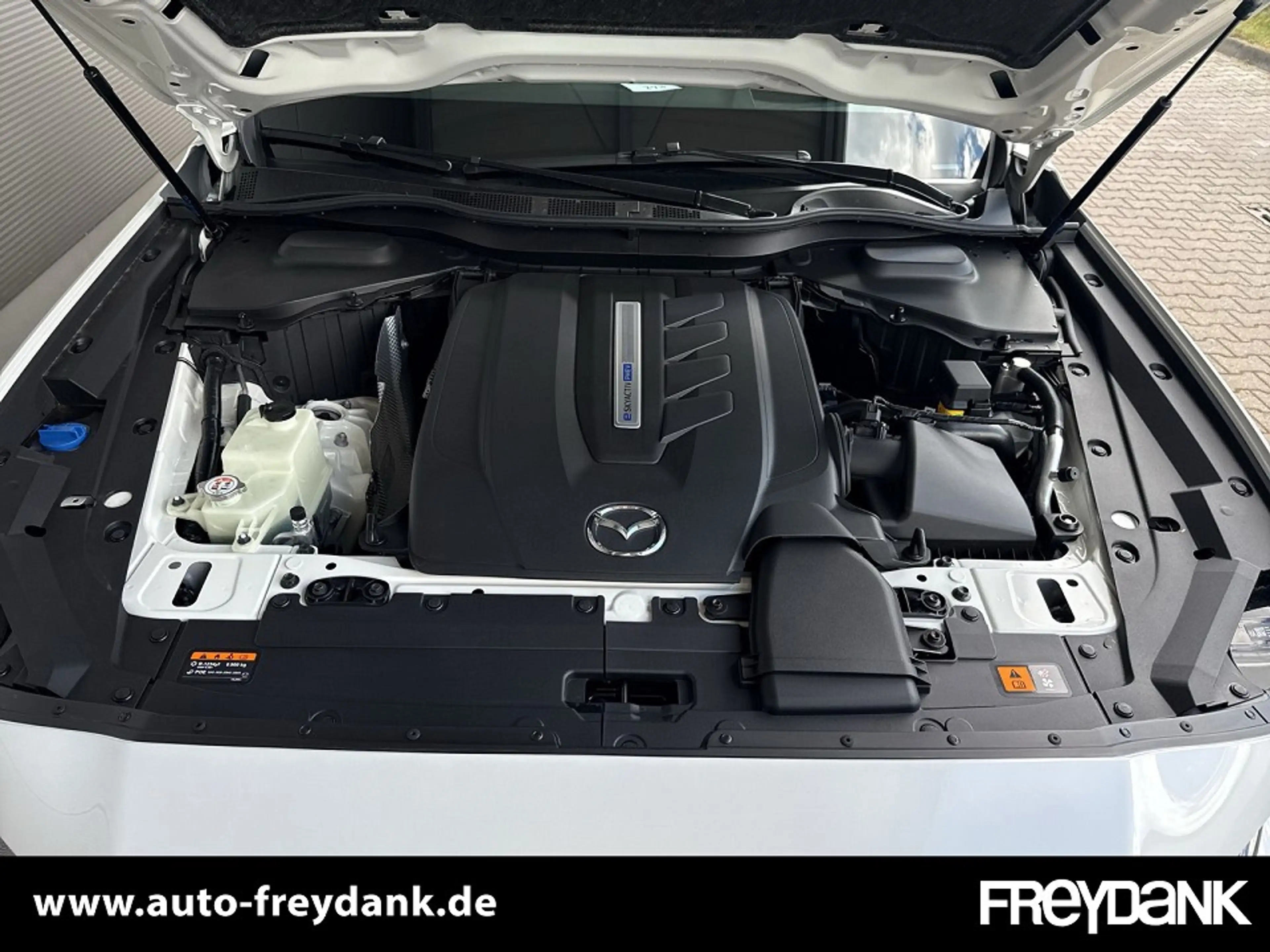Mazda CX-80 2.5L e-SKYACTIV PHEV 327ps AWD Homura PANORAMADACH — photo 8